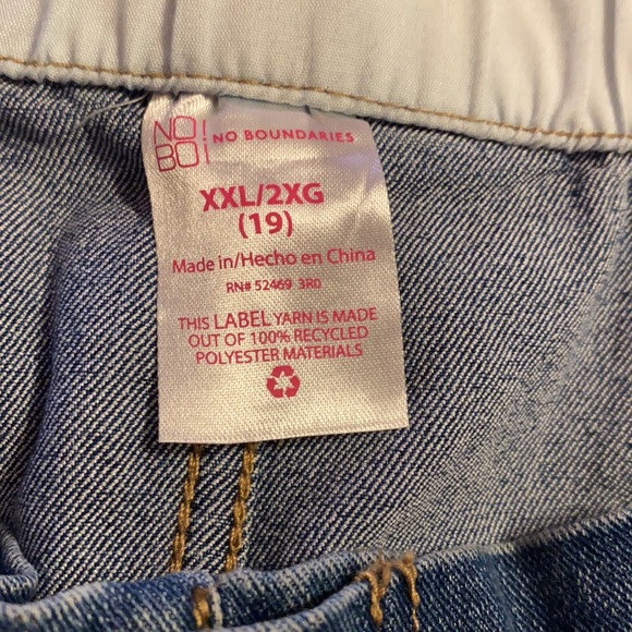 Ultra High Rise Jean Shorts - Picture 4 of 5